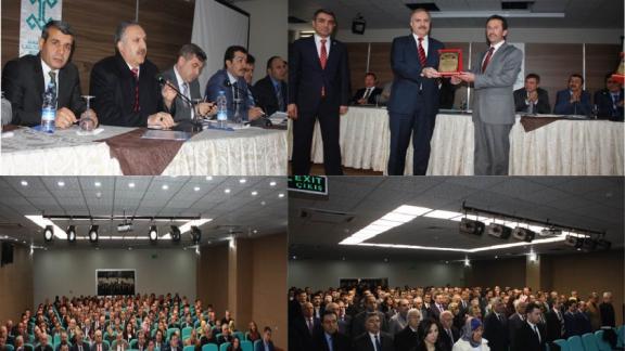 2015-2016 Eğitim Öğretim Yılı 2.Dönem İl Merkezi Okul Müdürleri Toplantısı Şems-i Sivasi İl Halk Kütüphanesinde Gerçekleştirildi