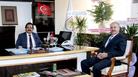 İl Milli Eğitim Müdürümüz Mustafa Altınsoy, Vali Yardımcısı ve İl Özel İdaresi Genel Sekreteri Mehmet Nebi Kaya´ya hayırlı olsun ziyaretinde bulundu.