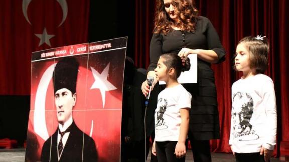 Türkiye Cumhuriyeti Devletinin kurucusu Gazi Mustafa Kemal Atatürkün, ebediyete intikal edişinin 78. yıl dönümü dolayısıyla Sivas Valiliği ve Milli Eğitim Müdürlüğümüz koordinesinde anma programı düzenlendi. 