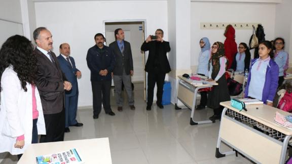 Milli Eğitim Müdürümüz Mustafa Altınsoy, Özel Gökmedrese İlk ve Ortaokulunu ziyaret etti.