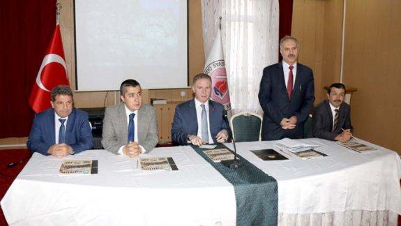 İlçe milli eğitim müdürleri toplantılarının 2016-2017 eğitim-öğretim dönemi yılsonu toplantısı Sivas Öğretmenevinde gerçekleştirildi.