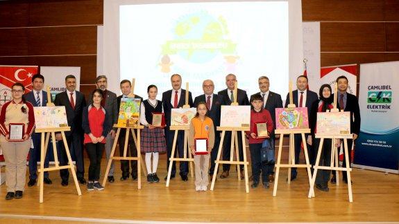 Milli Eğitim Müdürlüğümüz ve CK Çamlıbel Elektrik Perakende Satış AŞ işbirliğinde düzenlenen Enerji Verimliliği konulu resim yarışmasında dereceye giren öğrenciler için ödül töreni düzenlendi.