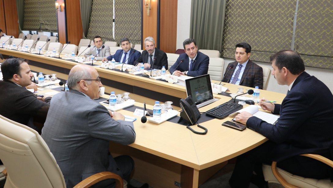 Sivas İl Özel İdaresi Eğitim Yatırımları Toplantısı Valimiz Salih Ayhan Başkanlığında Yapıldı.