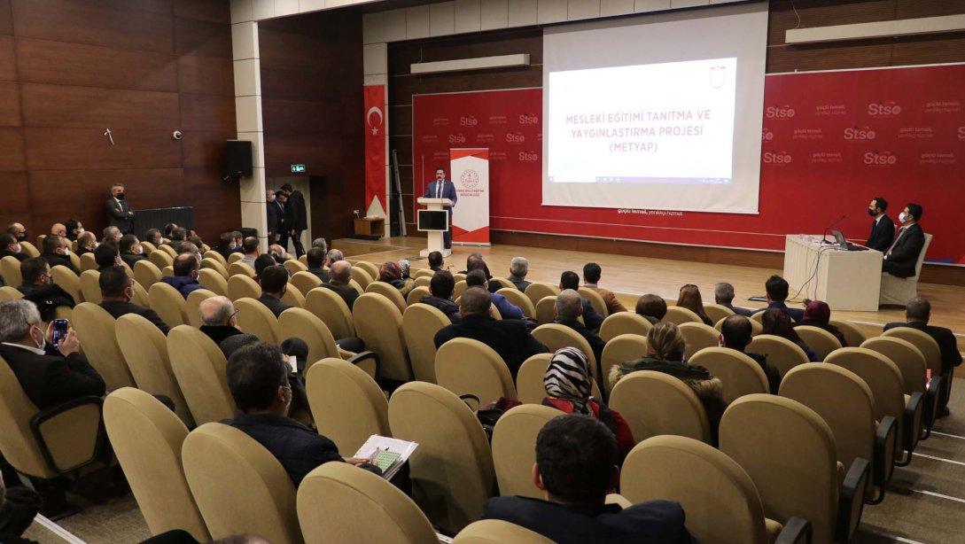 Sivas'ta Mesleki Eğitimi Tanıtma ve Yaygınlaştırma Projesi Toplantısı Düzenlendi.