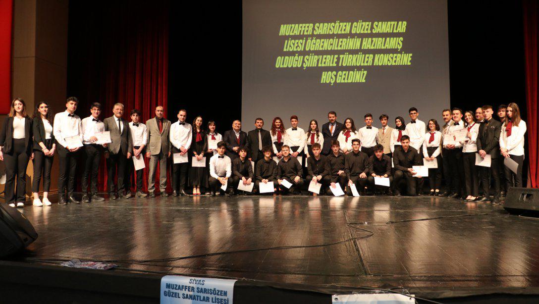 Muzaffer Sarısözen Güzel Sanatlar Lisesi öğrencileri müzik ziyafeti sundu.