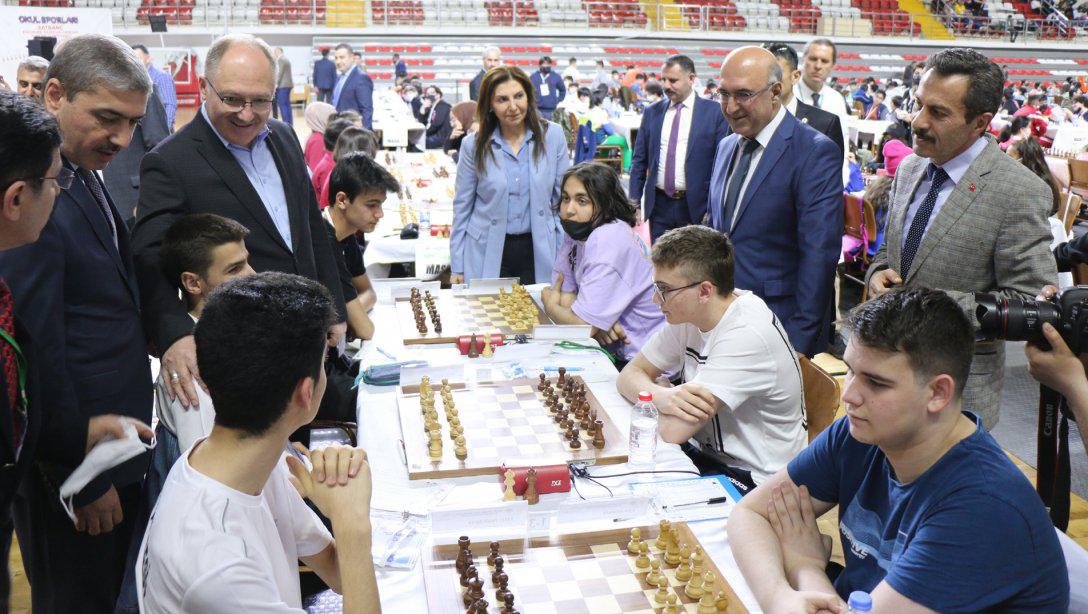 Okul Sporları Satranç Türkiye Birinciliği Final Müsabakaları başladı.