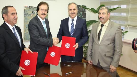 Cumhuriyet Üniversitesi İle Milli Eğitim Müdürlüğü Arasında Sosyal,Kültürel ve Bilimsel İşbirliği Protokolü İmzalandı