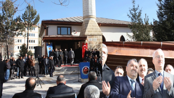 İl Milli Eğitim Müdürümüz Sn. Mustafa Altınsoy, Vakıflar Genel Müdürlüğü Tarafından Restore Edilen Yüceyurt Abadan Camii Açılış Törenine Katıldı. 