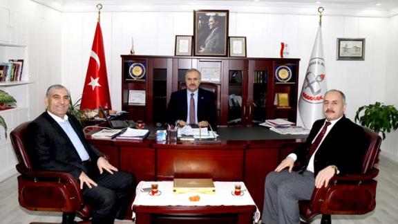 Milli Eğitim Bakanlığı Strateji Geliştirme Başkanlığı Daire Başkanı Mehmet Baki Öztürk Milli Eğitim Müdürümüz Mustafa Altınsoyu ziyaret etti. 