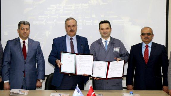 Milli Eğitim Müdürlüğümüz ile Sivas Eksantrik Sanayi ve Ticaret AŞ (ESTAŞ) arasında Okul-İşletme İşbirliği protokolü imzalandı.