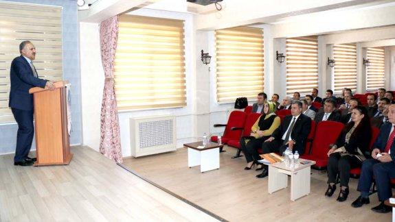 3308 Sayılı Mesleki Eğitim Kanunu Uygulamalarına Yönelik Bilgilendirme Toplantısı Milli Eğitim Müdürümüz Mustafa Altınsoy Başkanlığında yapıldı.
