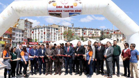 Sivasta Zara İlçe ve Okullarını Tanıtma Günü programı düzenlendi.