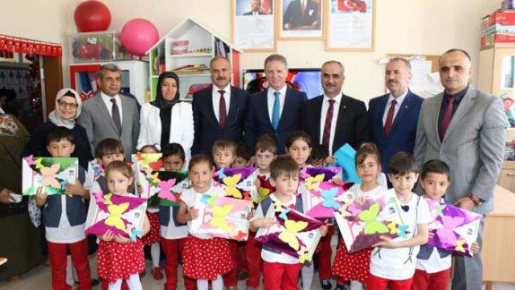 2016-2017 Eğitim-Öğretim Yılı Kapanış Programı Cebecioğlu İlkokulunda gerçekleştirildi.