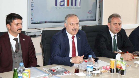 İlçe Milli Eğitim Müdürleri toplantısı Mart ayı birleşimi Milli Eğitim Müdürümüz Mustafa Altınsoy başkanlığında Altınyaylada gerçekleştirildi.