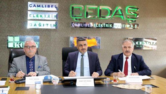 Milli Eğitim Müdürlüğümüz, Sivas Belediyesi ve ÇEDAŞ arasında enerji tasarrufuna yönelik çalışmalar için işbirliği protokolü imzalandı.