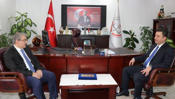 Vali Yardımcısı Mehmet Polat, Milli Eğitim Müdürümüz Ebubekir Sıddık Savaşçıyı Ziyaret Etti.