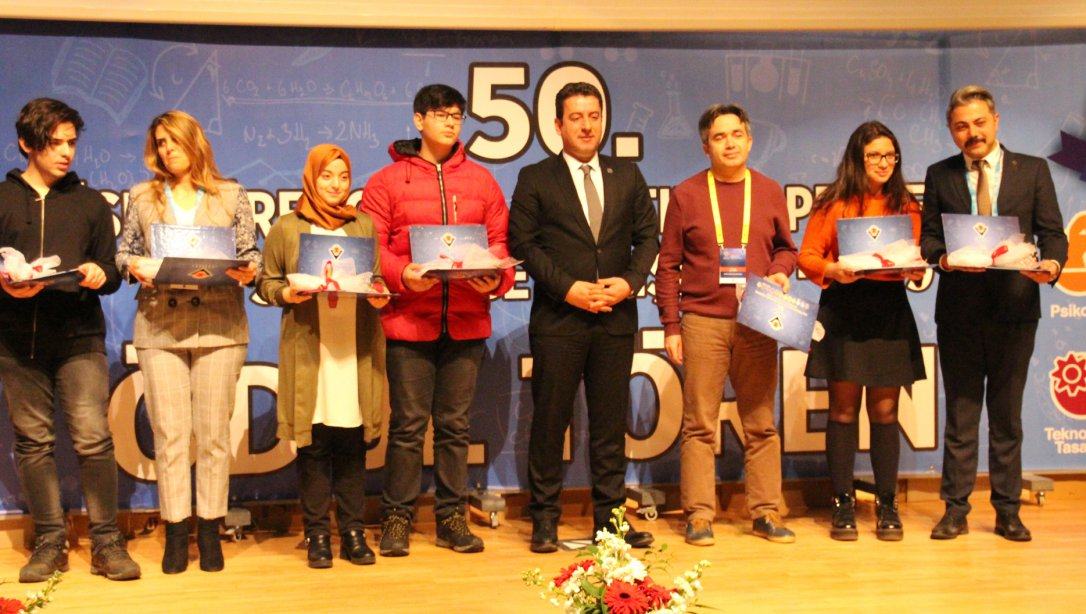 TÜBİTAK 50. Lise Öğrencileri Araştırma Projeleri Yarışması Kayseri Bölge Finalinde Başarılı Okullar Ödüllerini Aldı.