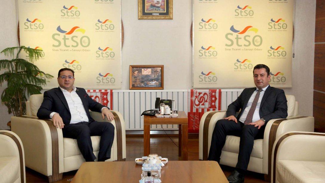 Milli Eğitim Müdürümüz Ebubekir Sıddık Savaşçı, Sivas Ticaret ve Sanayi Odası Başkanı Mustafa Eken'i Ziyaret Etti.