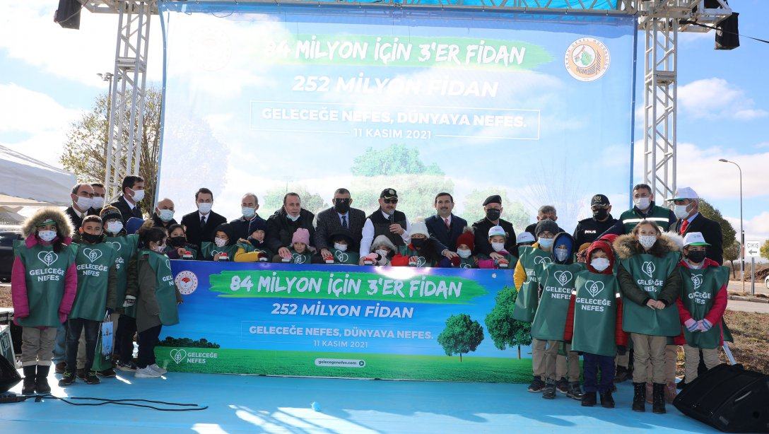 Sivas'ta 11 Kasım Millî Ağaçlandırma Günü kapsamında 2 milyon fidan toprakla buluştu.