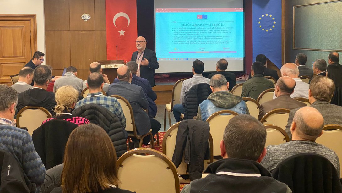 Sivas'ta METEK III Projesi kapsamında Öz Değerlendirme Eğitimi Programı ve Kalite Uygulamalarında Sürdürülebilirlik Toplantısı gerçekleştirildi.
