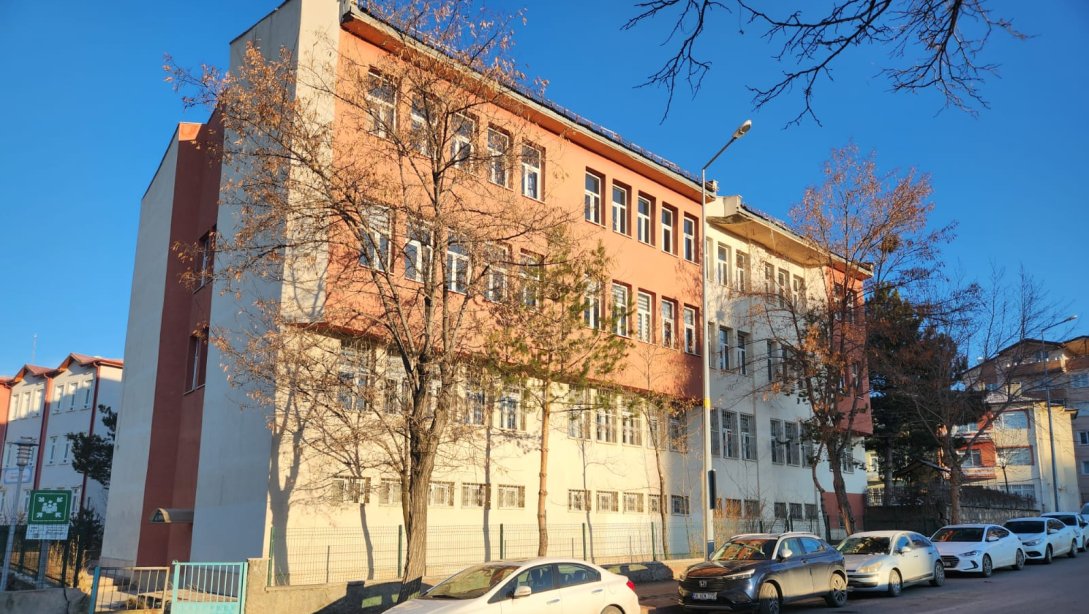 Sivas'a yeni bir mesleki eğitim merkezi kurulması için Valiliğimiz koordinesinde Millî Eğitim Müdürlüğümüzce başlatılan çalışmalar son aşamaya geldi.