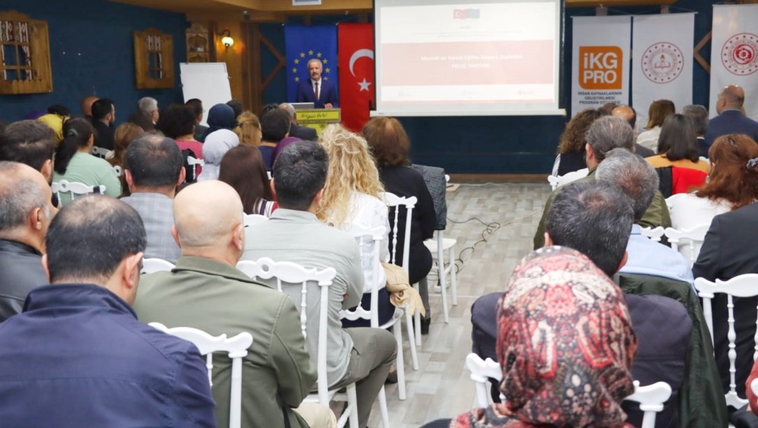 Sivas'ta, Mesleki ve Teknik Eğitim bilgi ve istişare toplantısı gerçekleştirildi.