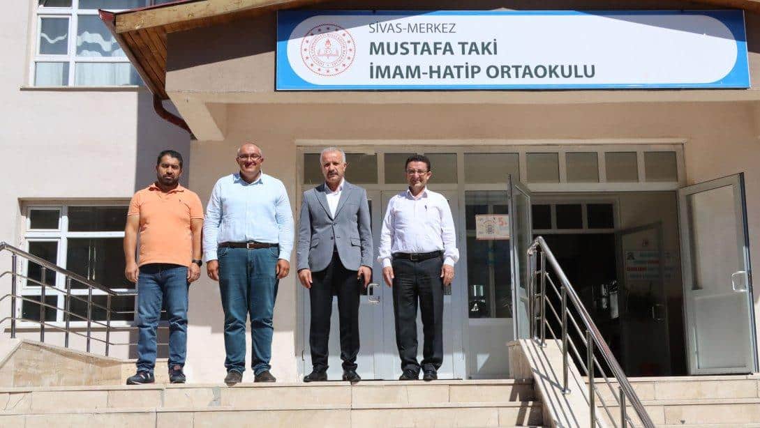 Millî Eğitim Müdürümüz Necati Yener, Mustafa Taki İmam Hatip Ortaokulu ve Hale Harun Kütükde İlkokulunu ziyaret etti.